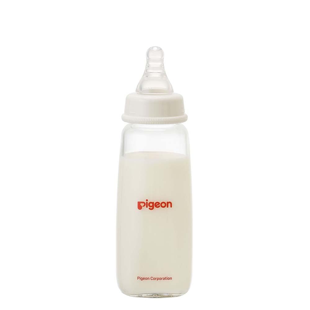 Pigeon Baby Bottle Slim Type 200ml Made of heat-resistant glass that cools down quickly Scratch-resistant and hygienic