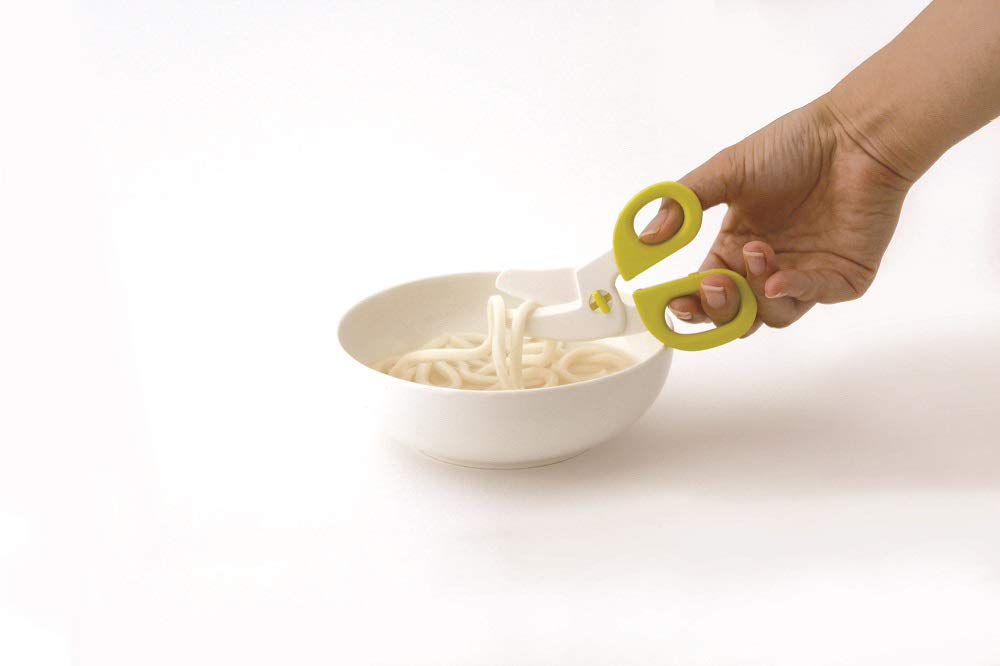 Skater Kitchen Scissors Baby Food Food Cutter I'm Doraemon Sanrio BFC1-A