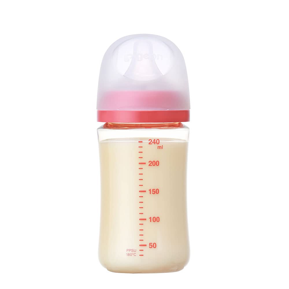 PIGEON Breastfeeding experience baby bottle 240ml Approximately 3 months ~ High quality plastic Bear Bear Also used in medical institutions Light and unbreakable