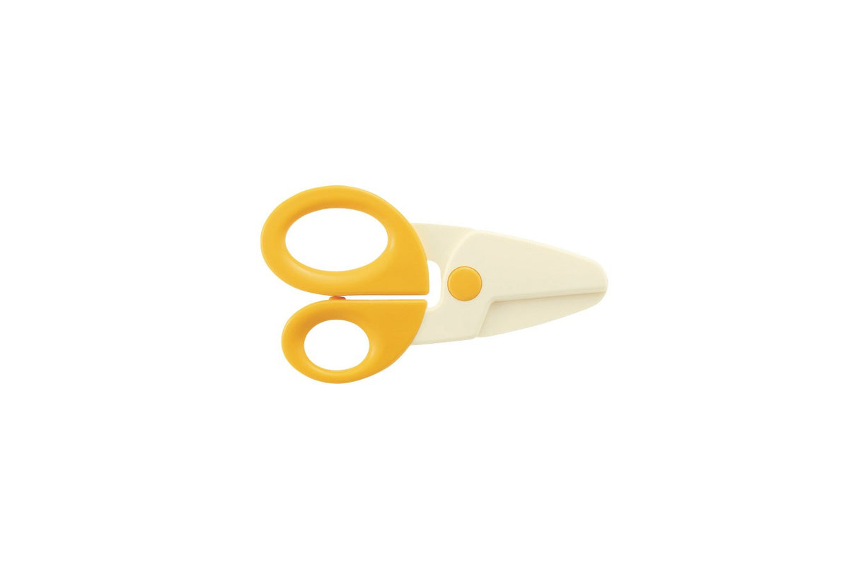 Richell Peanut Collection Baby Food Scissors (with case)