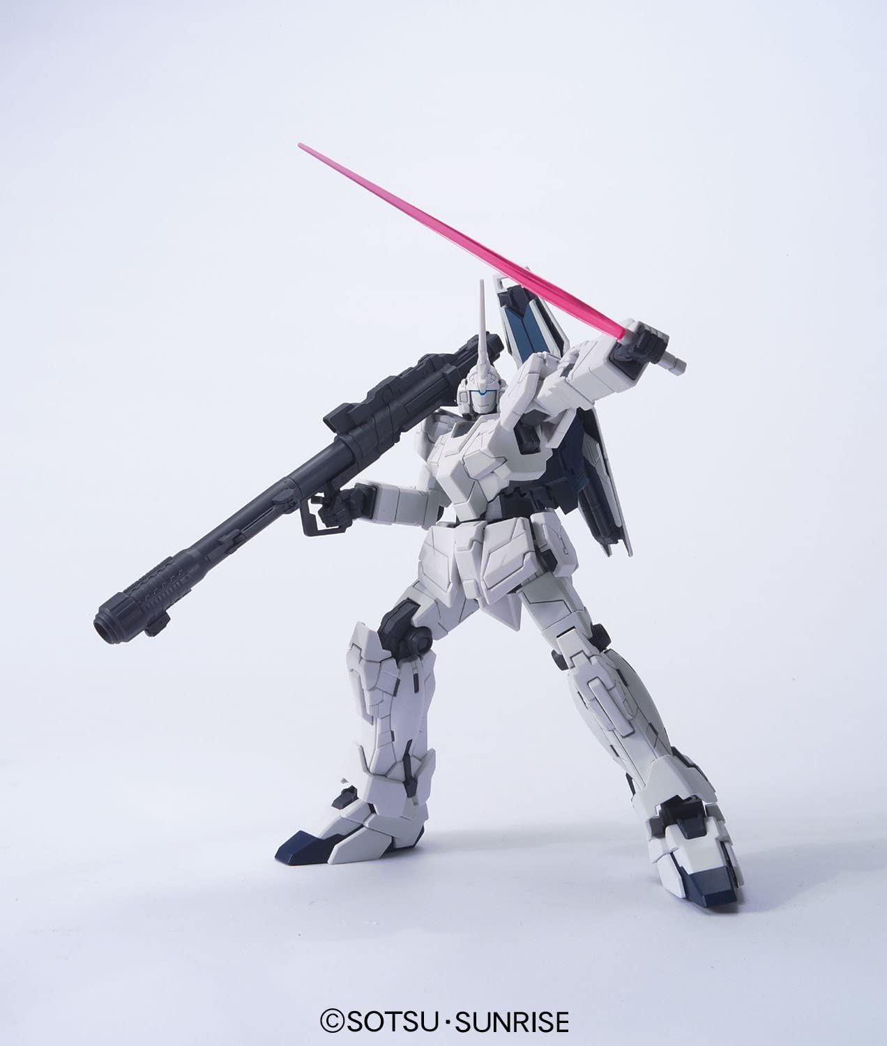 BANDAI SPIRITS HGUC 1/144 Unicorn Gundun Unicorn Mode (Mobile SuitGundam UC)