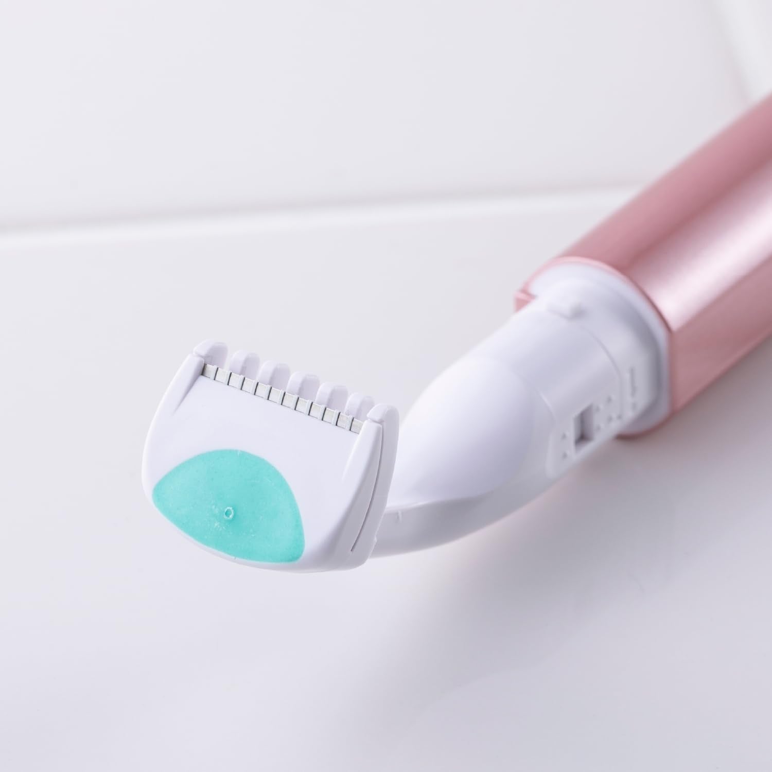 Kai Corporation FEMINICARE Sonic Vibration Razor Razor for Delicate Areas Unwanted Hair Care Shaving VIO 1 Piece