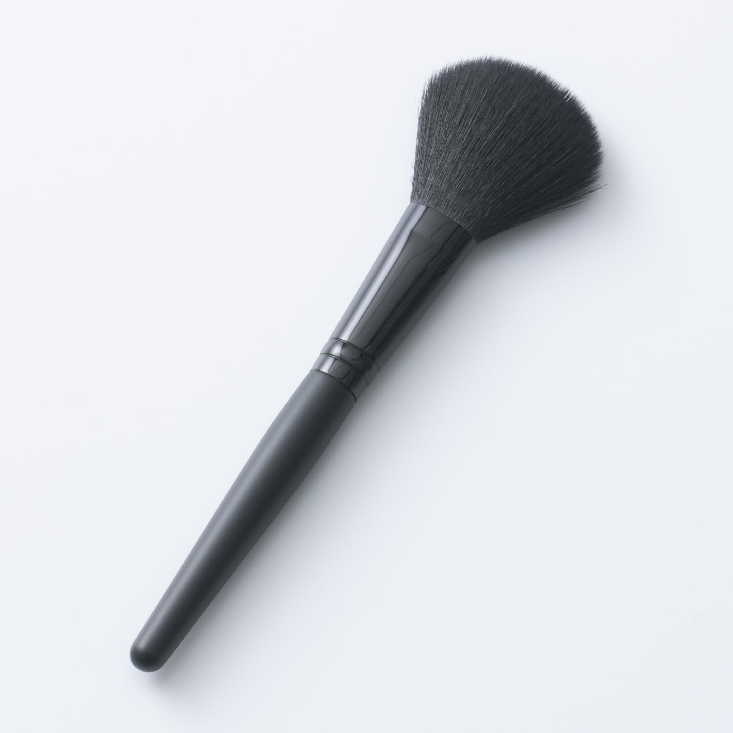 Cọ trang điểm Kai Cosmeup Cheek L 1 chiếc