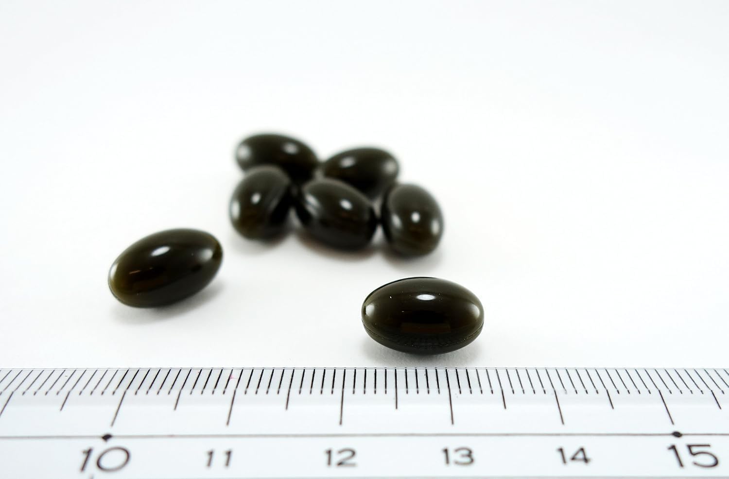 Kobayashi Pharmaceutical's nutritional supplements EPA DHA α-linolenic acid [Multiple omega-3 fatty acids in one! Contains smooth ingredients derived from fish] Omega-3 supplement [nutritional supplement / 180 tablets / 30 days supply]