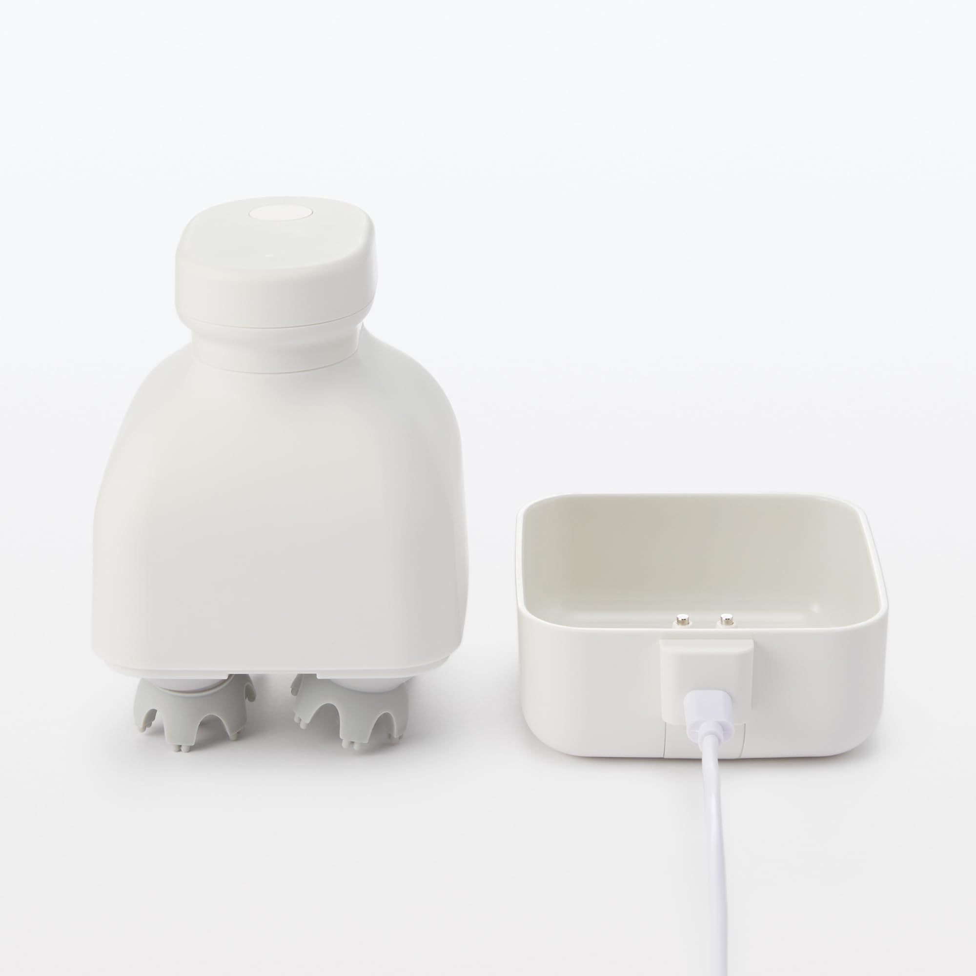 MUJI Rechargeable scalp care brush that can be used in the bath MJ-ECB1 LA1GSA1A