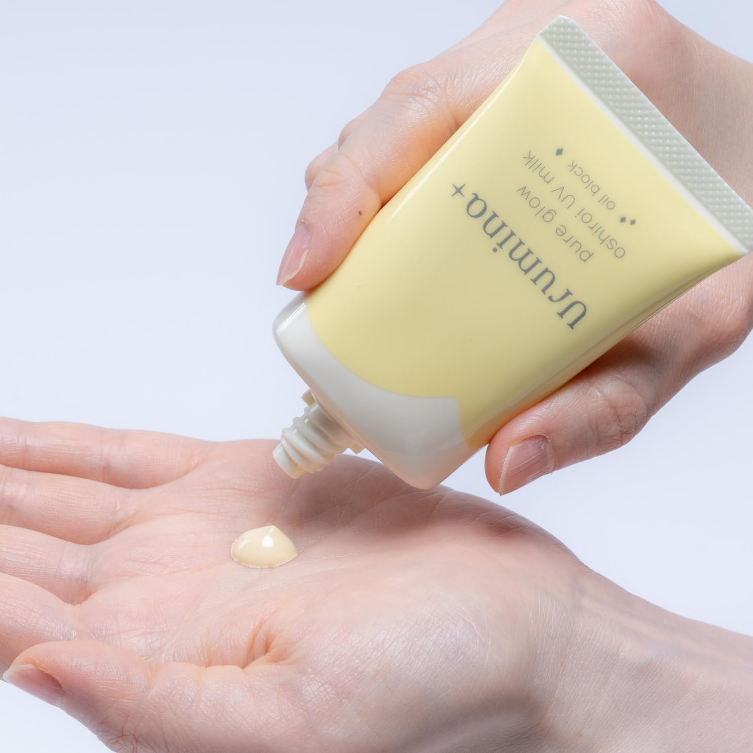 Urmina Plus Fresh Skin Powder Emulsion Oil Block 01 (Vàng)