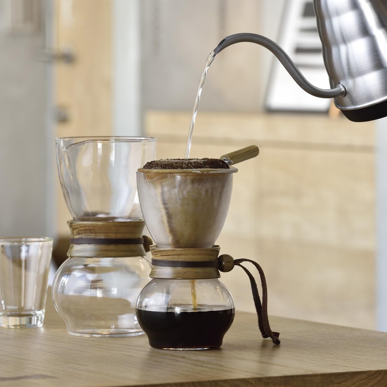 HARIO Nell Drip Pot Wood Neck for 3~4 Cups DPW-3