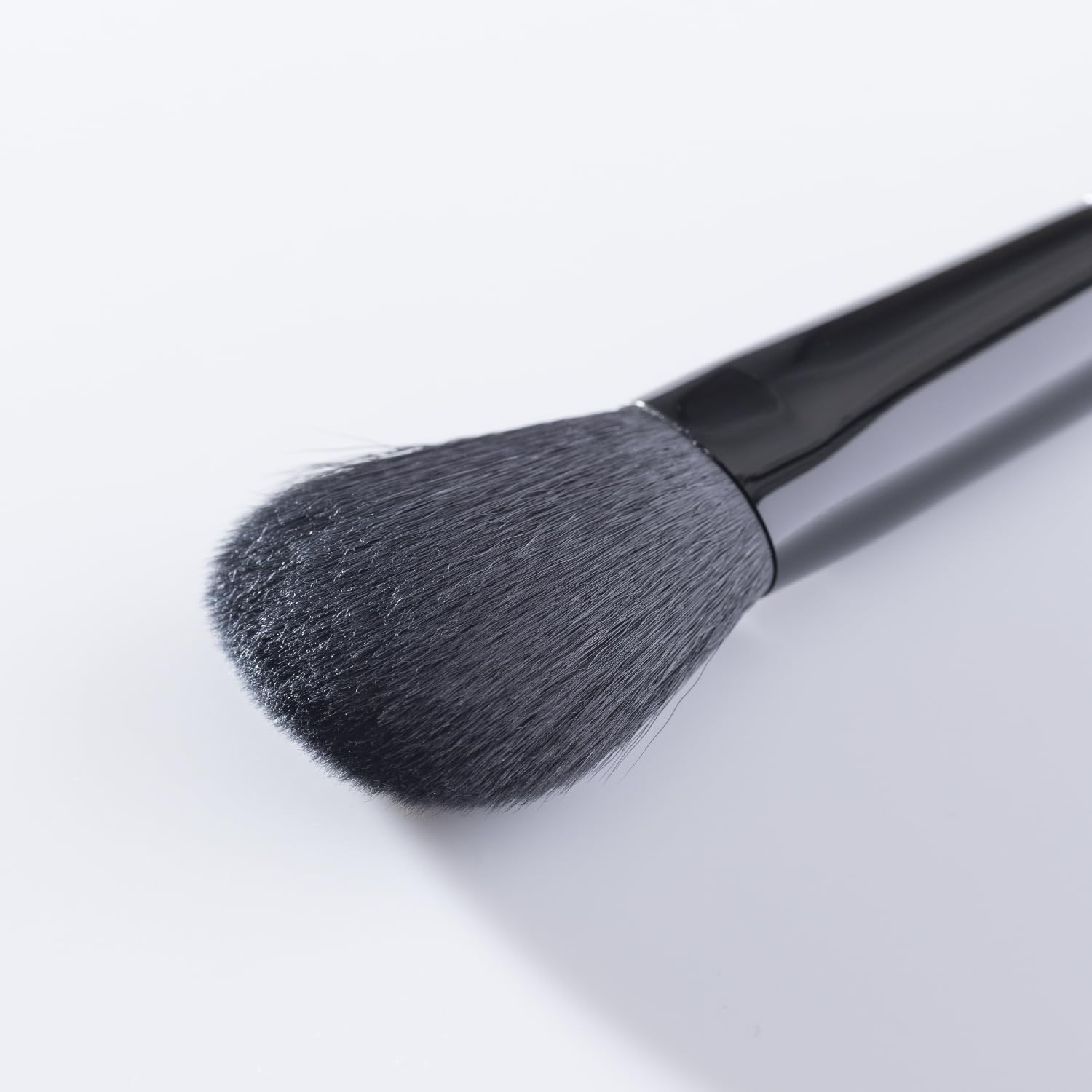 Kai Cosmeup Cheek Brush M Makeup Brush 1 miếng (x 1)