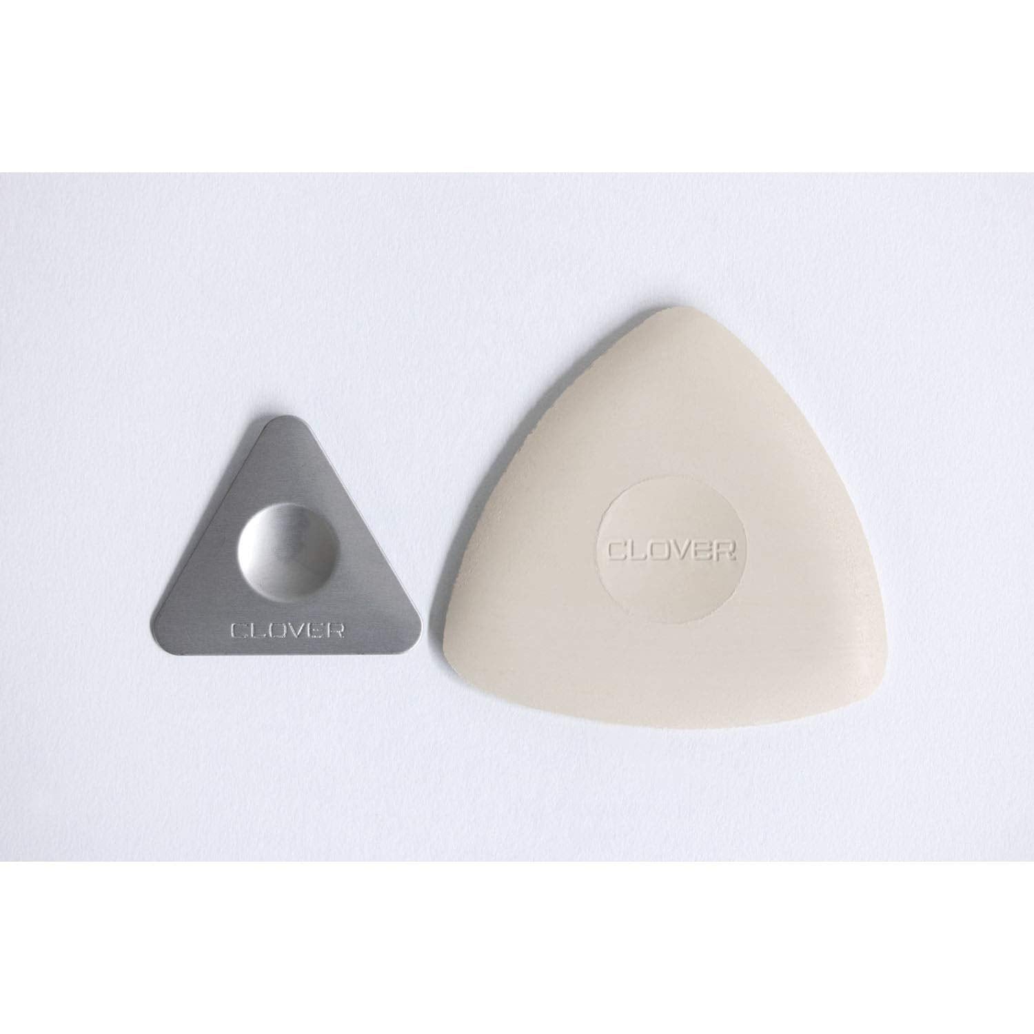 Clover Triangular Chaco White 24-002