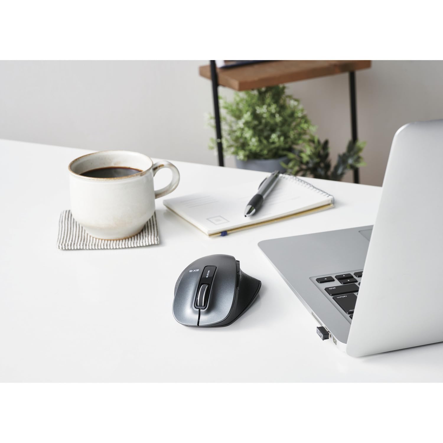 ELECOM Mouse Wireless M Size 5 Buttons (Equipped with Back and Forward Buttons) BlueLED Grip Gunmetal M-XGM10DBBK/EC