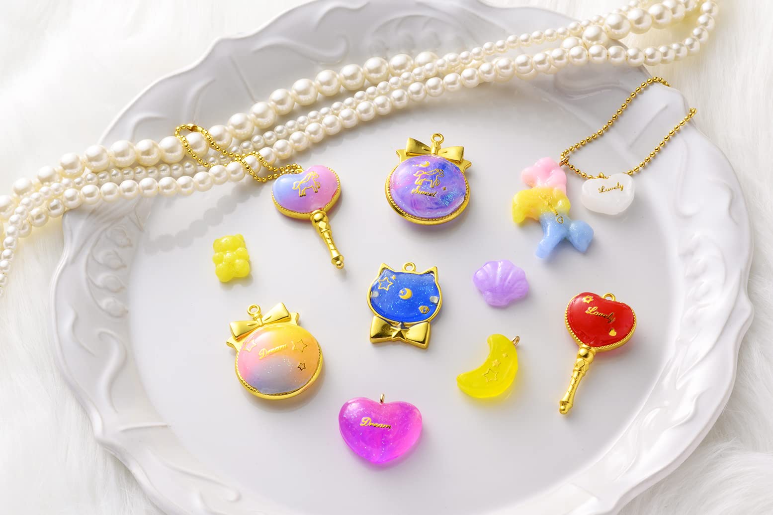 Gakken Girls Craft Shiny Accessories Made with Candy Clay (Ages 6+) Q750832