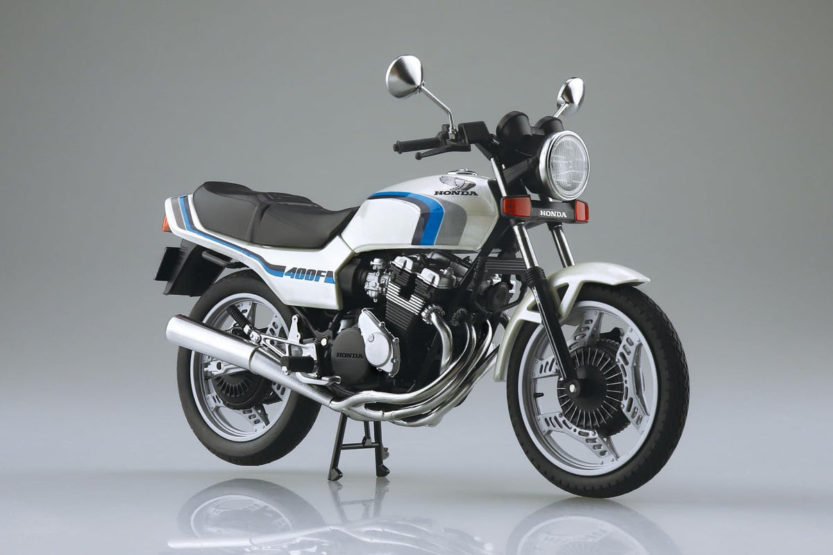 AOSHIMA 1/12 จักรยานทำเสร็จแล้ว Honda CBX400F Pearl Shell White (CBX550F Ver.)