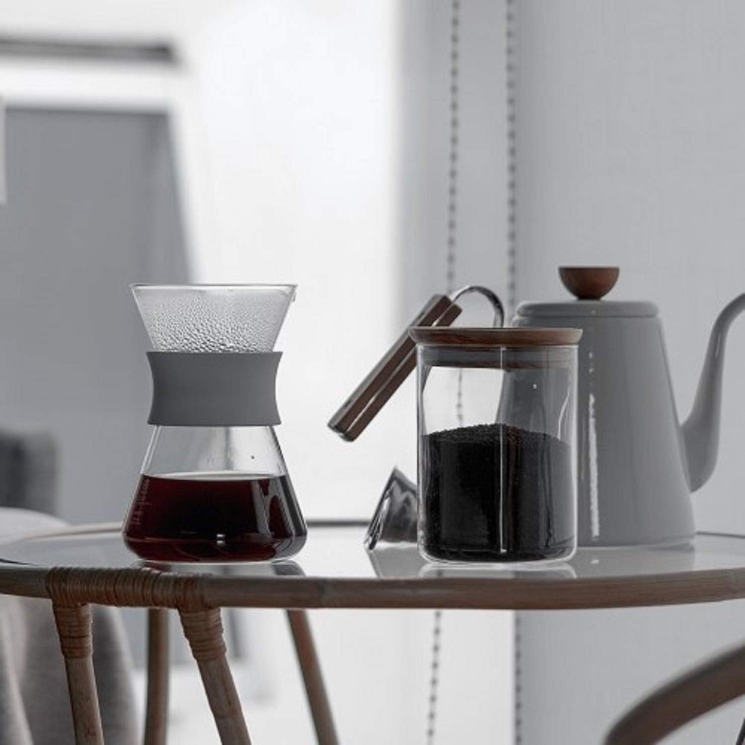 HARIO Glass Coffee Maker Practical 400ml White Dripper Decanter Set with Band S-GCM-40-W