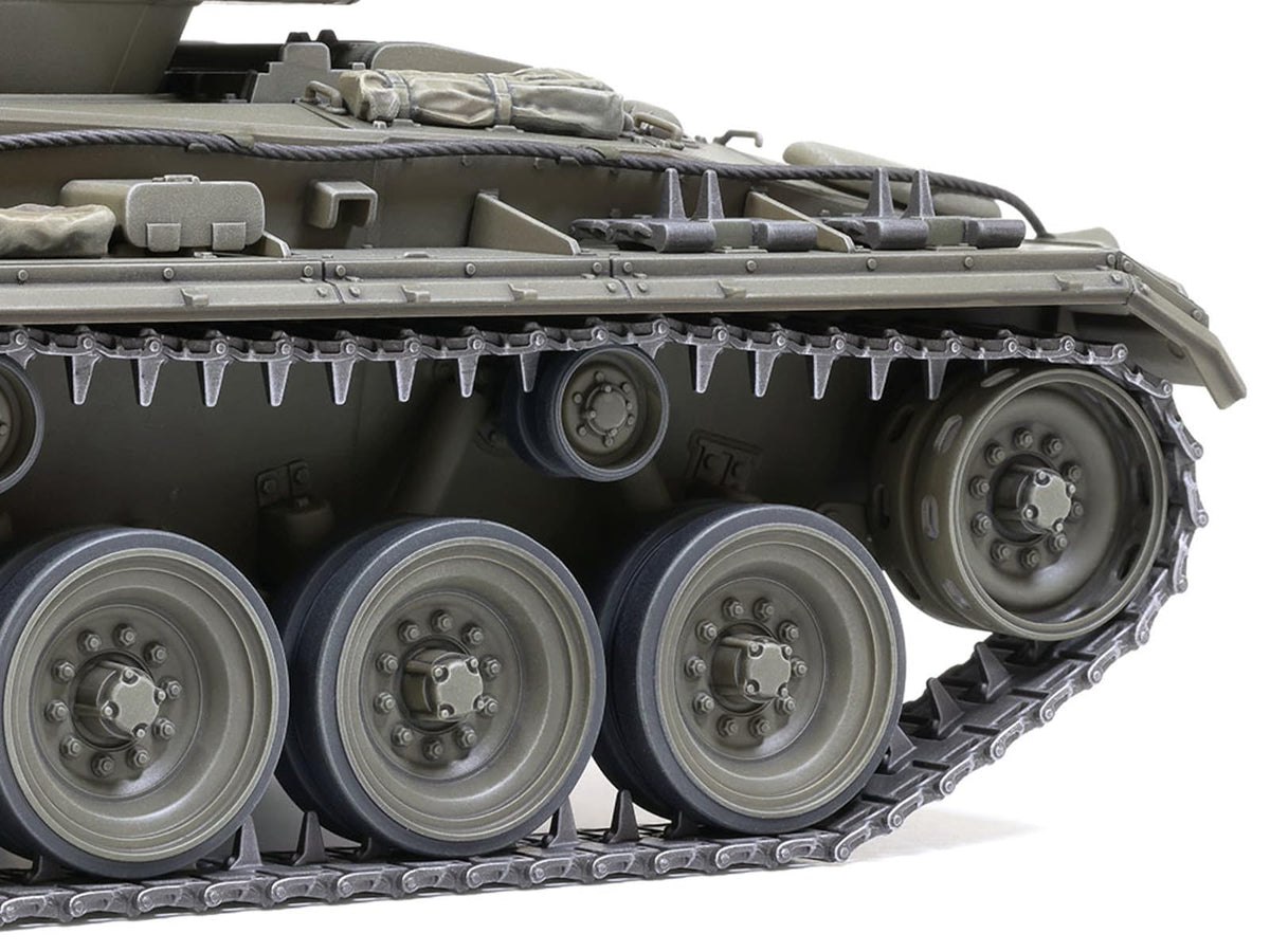 タミヤ 1/35 ミリタリーミニチュアシリーズ No.391 アメリカ軽戦車 M24 チャーフィー ヨーロッパ戦線 プラモデル 35391