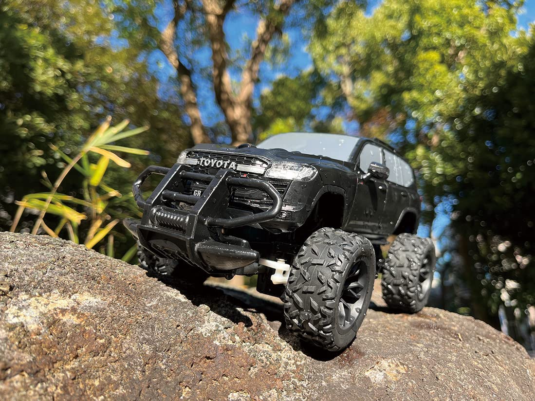 Happinet 1/20 R/C Toyota Land Cruiser GR SPORT (Ages 6+)