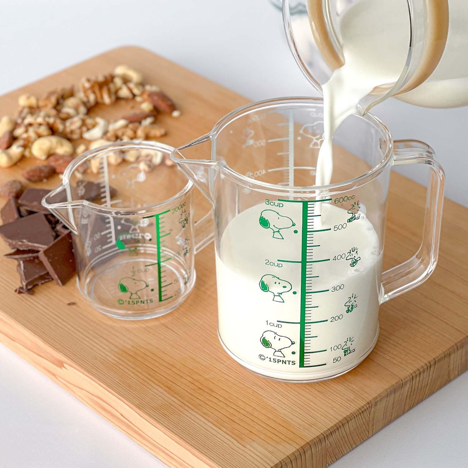 OSK Measure Cup (Large) 600ml Snoopy MC-2