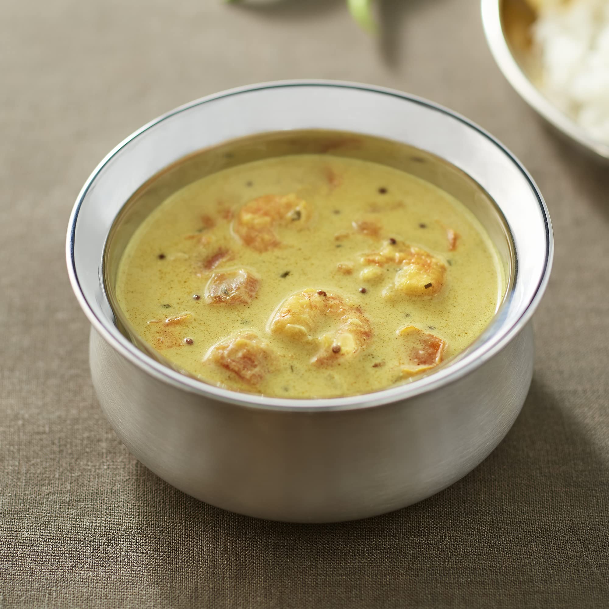 MUJI Curry that makes use of the best ingredients Prawn Moily (coconut curry with shrimp) 180g (1 serving) 44598047